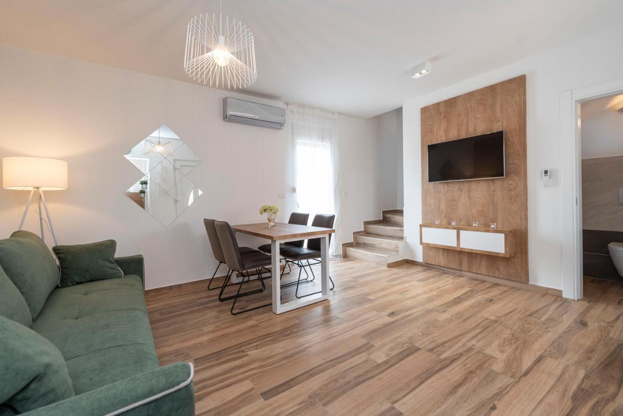 Luxury Apartments - La Vir 1 & 2 외부 사진